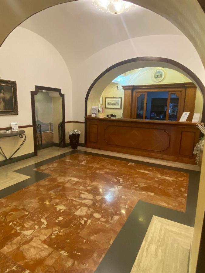 Hotel La Pace Naples Exterior photo