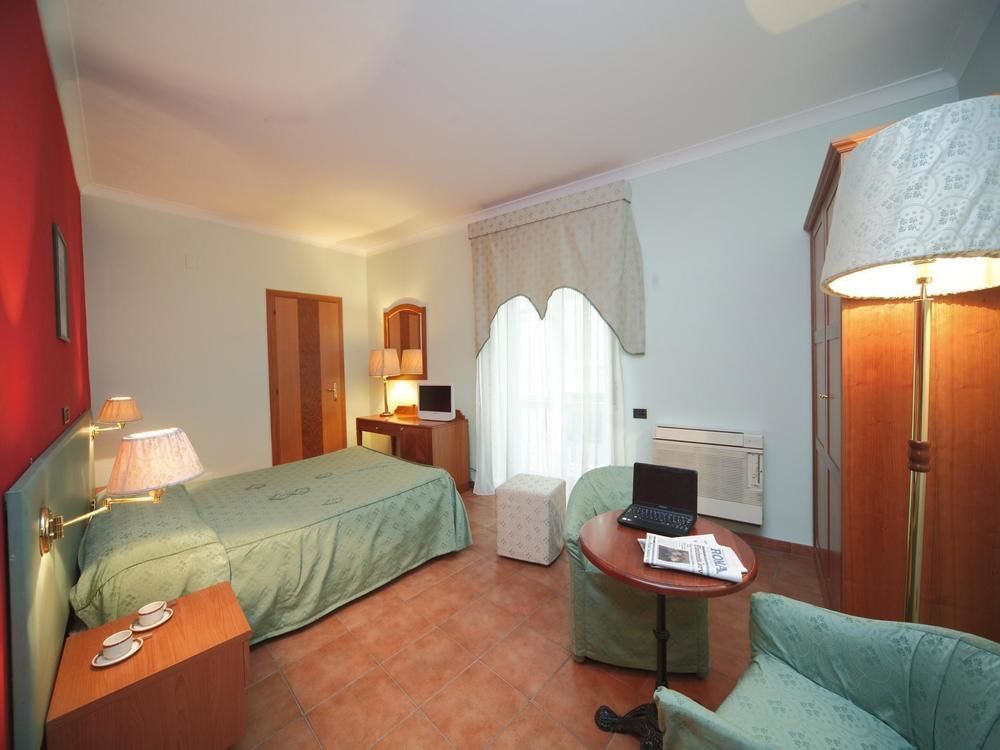 Hotel La Pace Naples Exterior photo